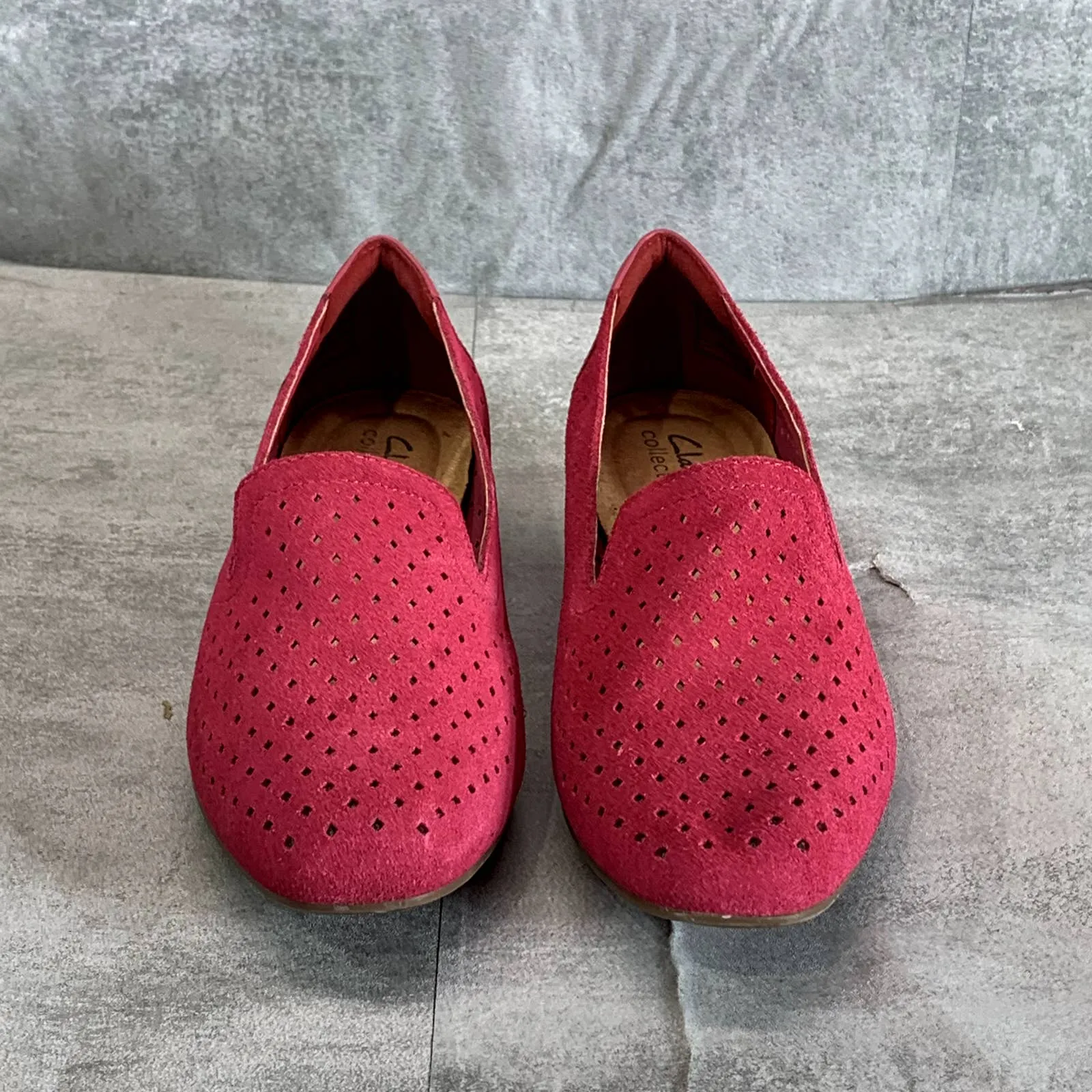CLARKS COLLECTION Women's Fuchsia Suede Juliet Hayes Perforated Loafers SZ 8