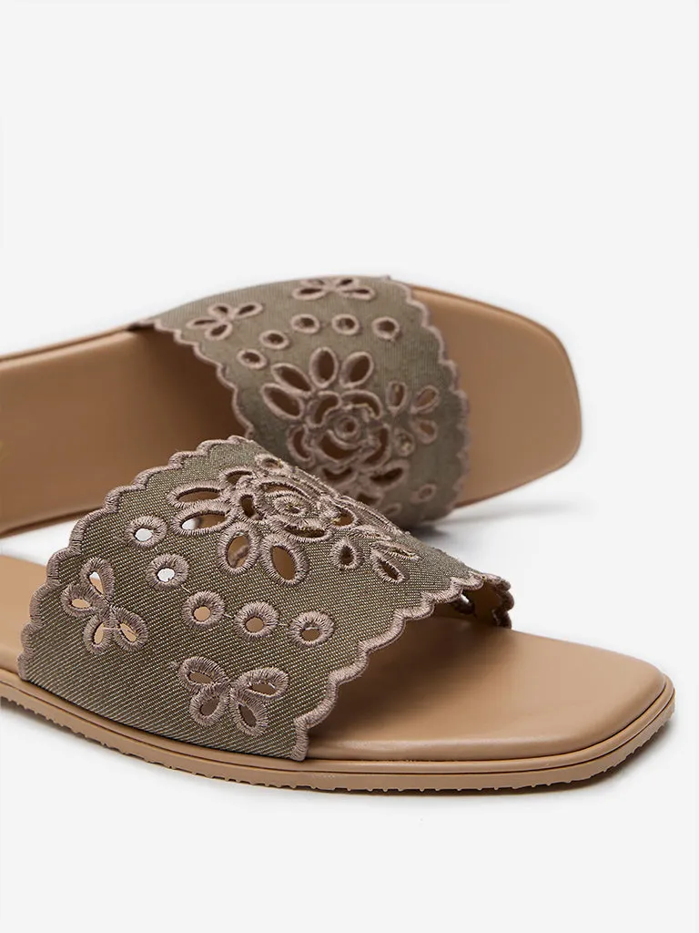 LUNA BLU Olive Schiffli Design Slides